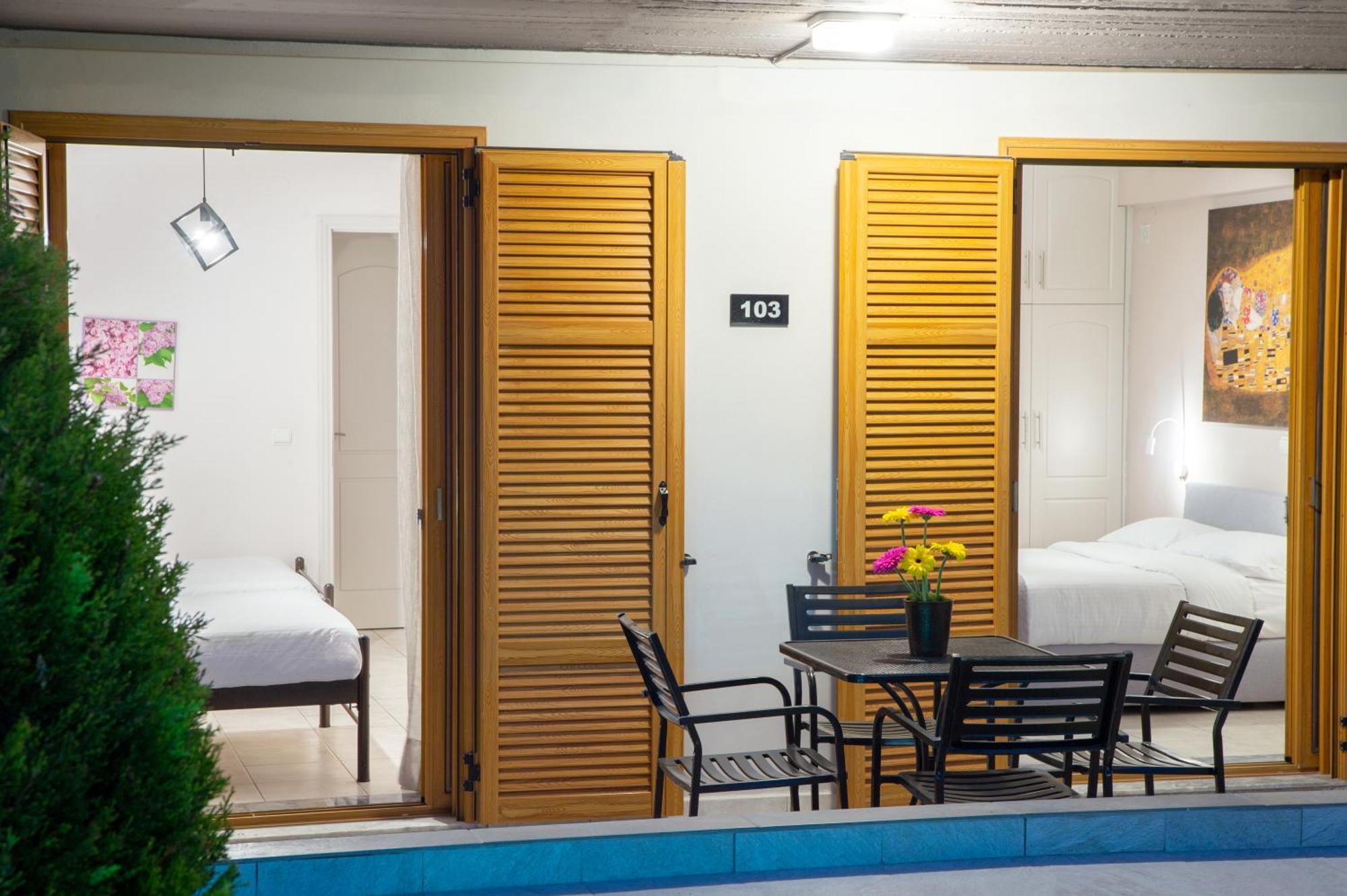 Stork Apartments Вивари Экстерьер фото