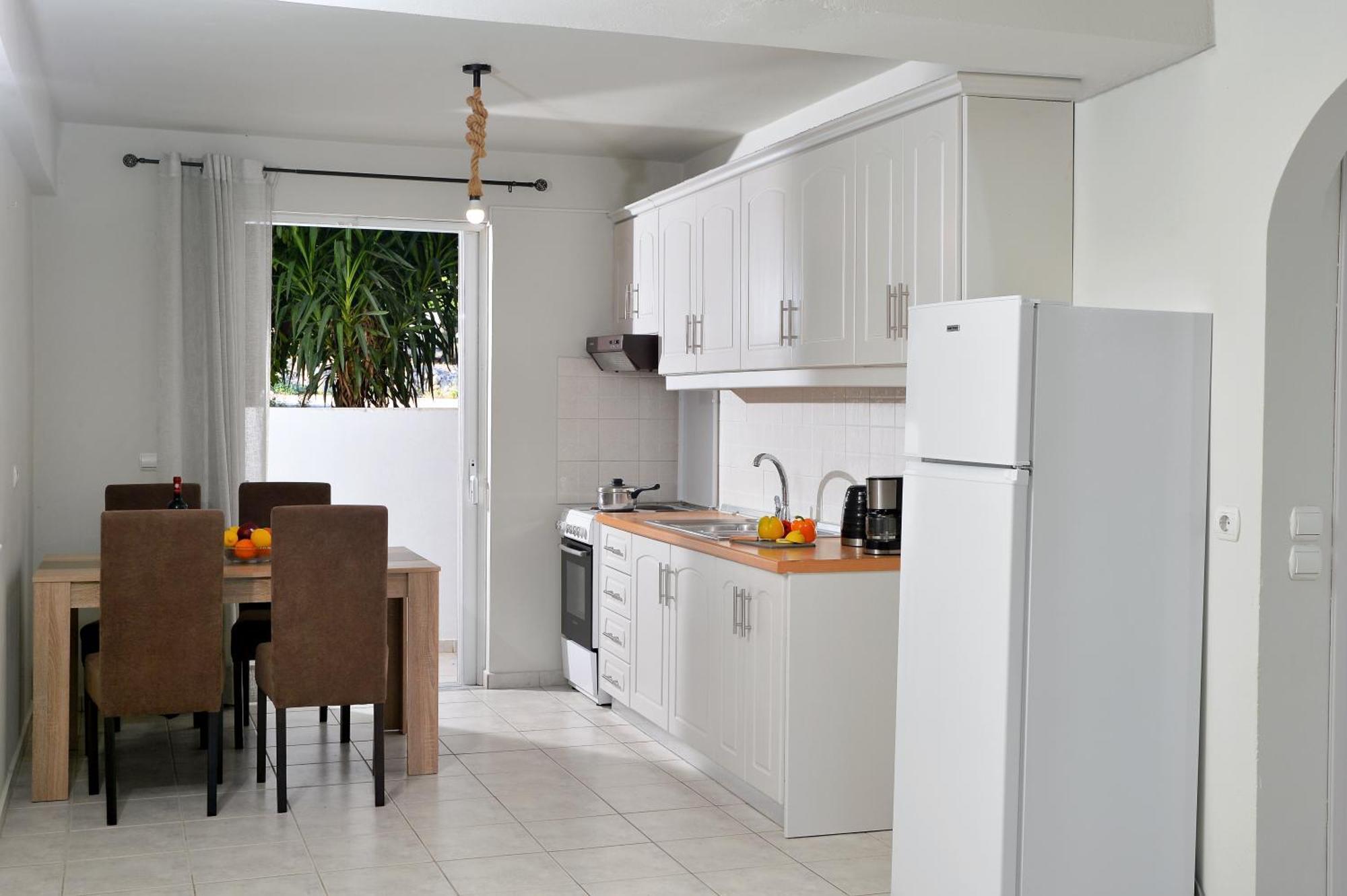 Stork Apartments Вивари Экстерьер фото