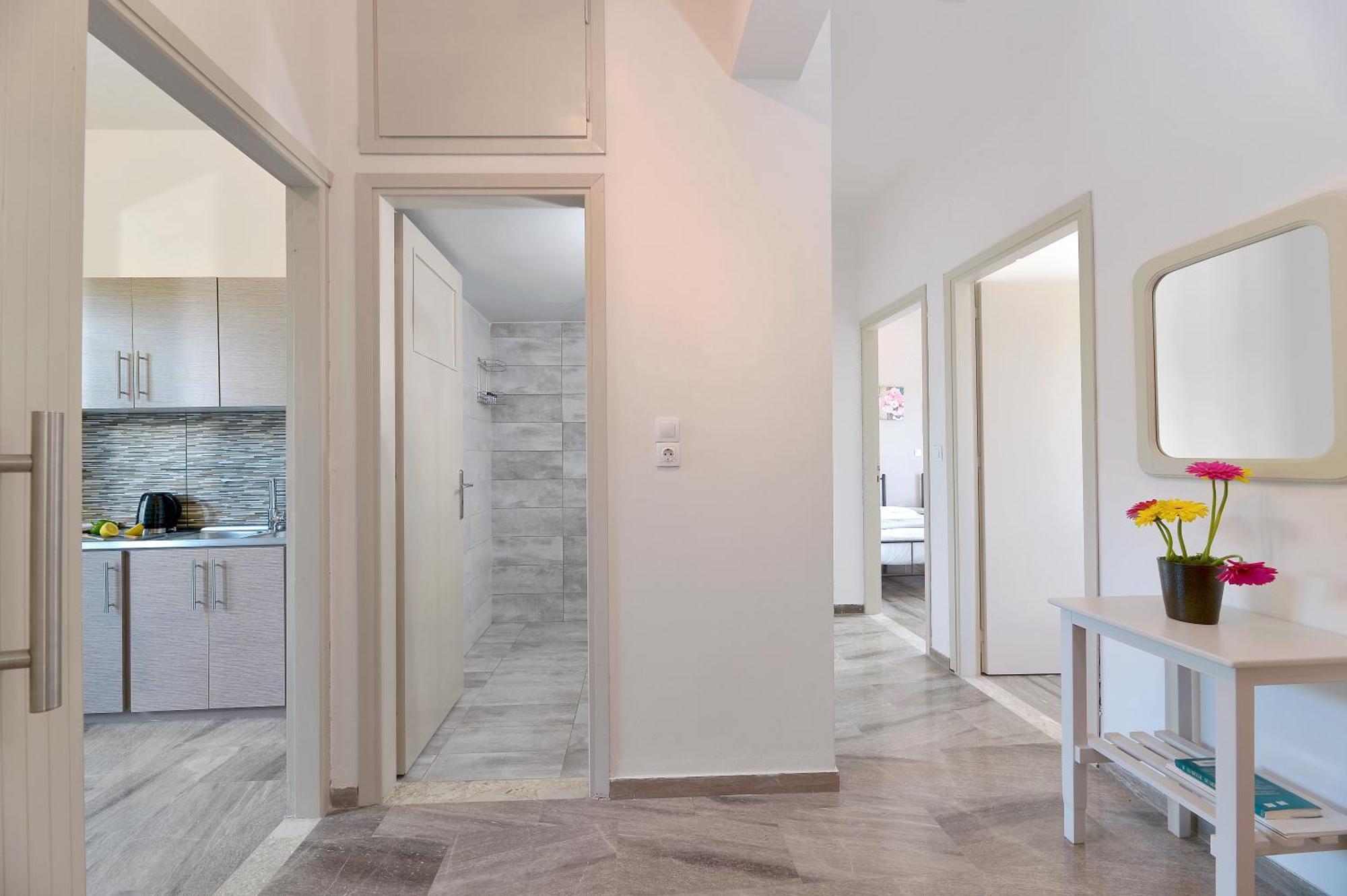 Stork Apartments Вивари Экстерьер фото
