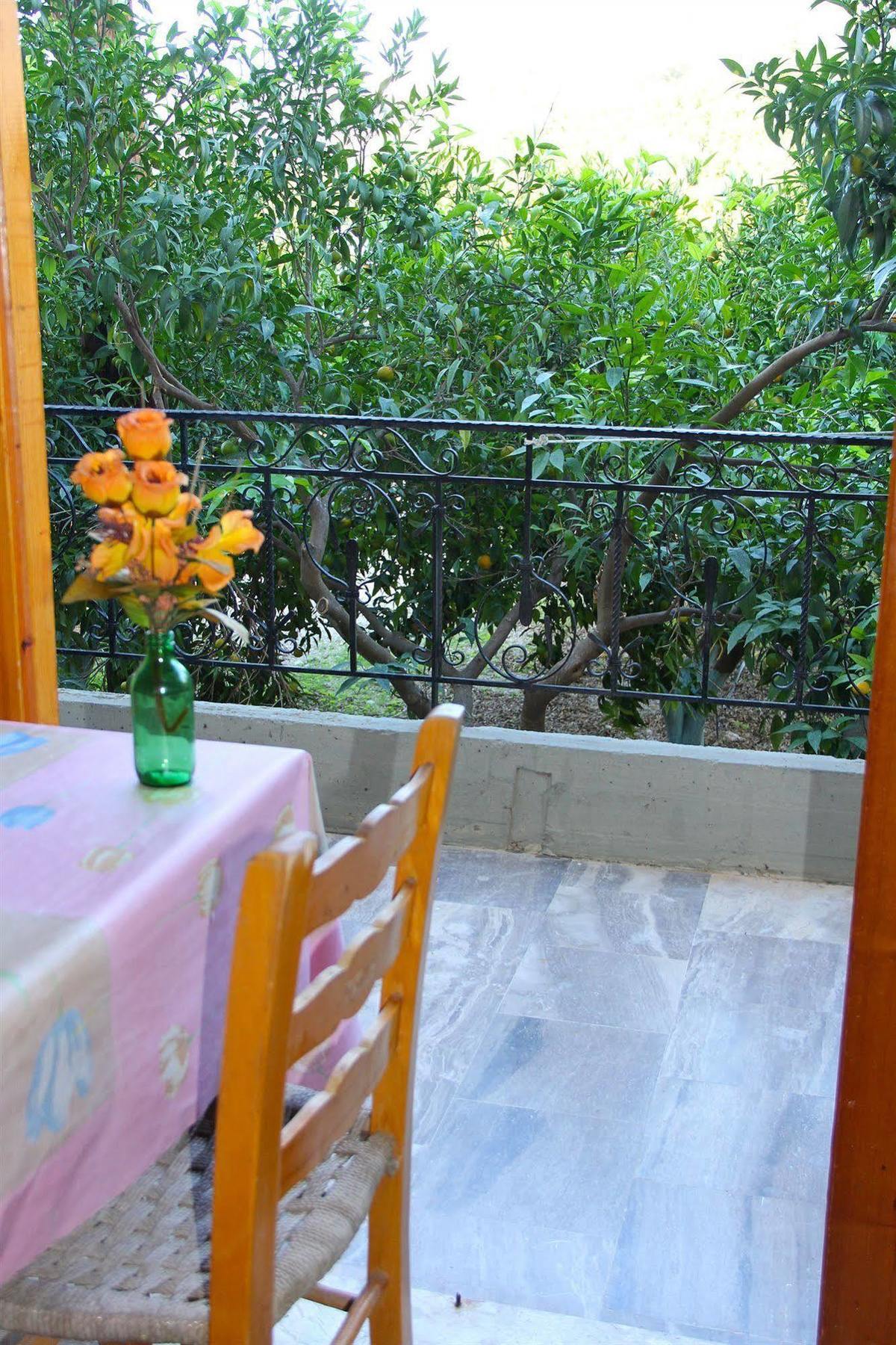 Stork Apartments Вивари Экстерьер фото